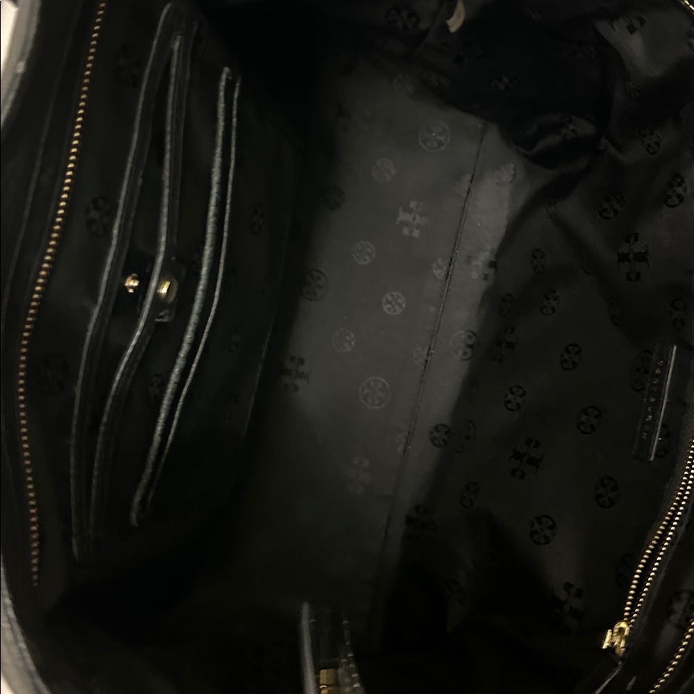 Tory Burch Black Pebbled Leather Meyers Tote with Gold Logo - Picture 5 of 12